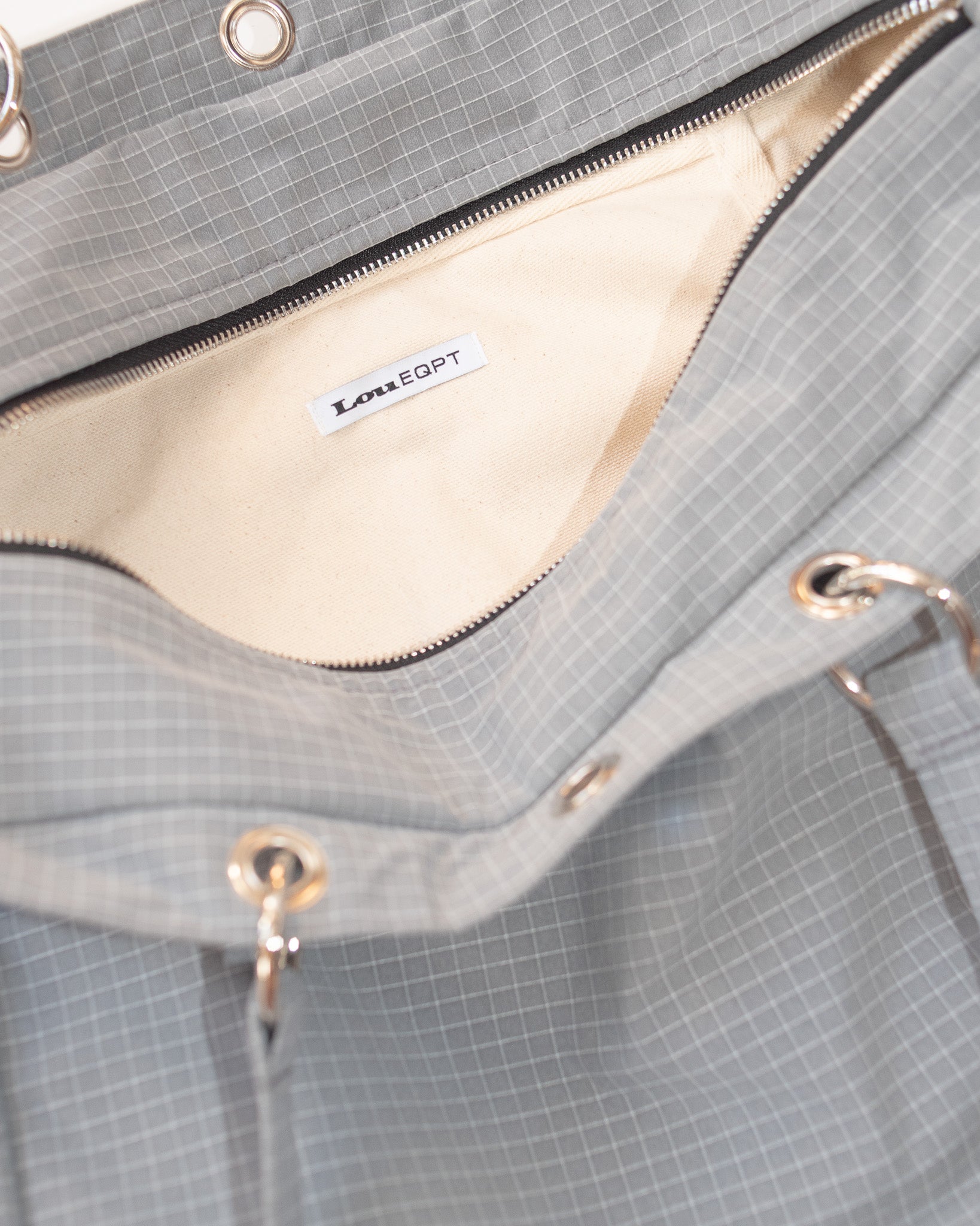 RIPSTOP GRID BAG - GREY / WHITE
