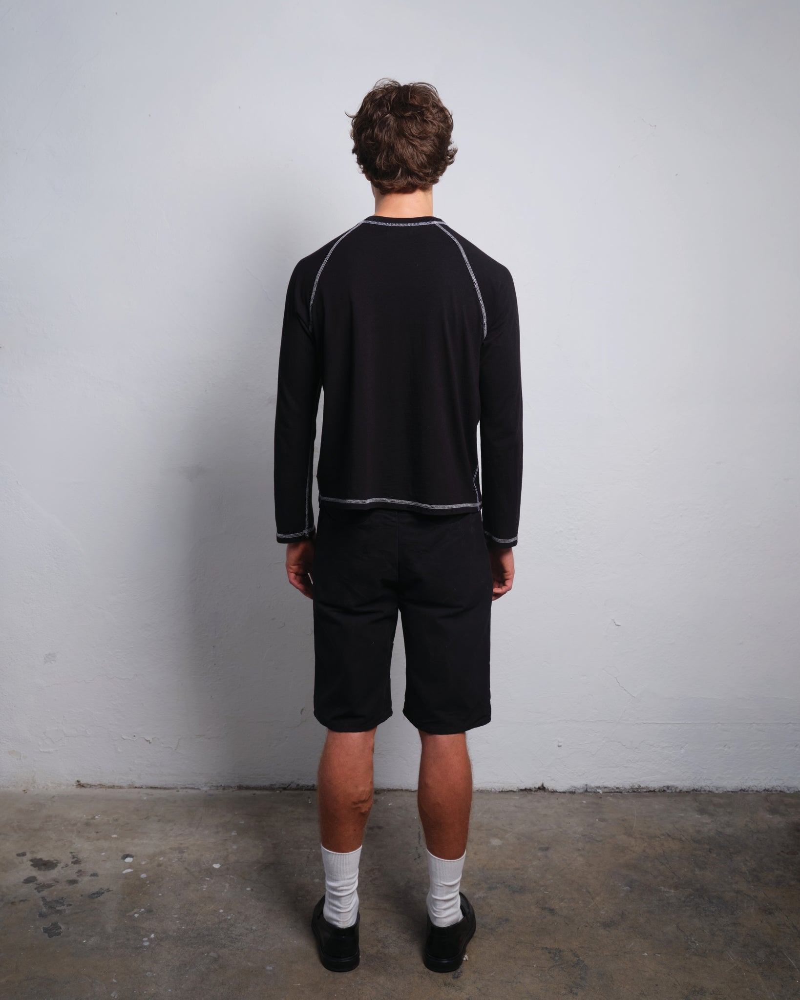 RAGLAN LS - BLACK / WHITE