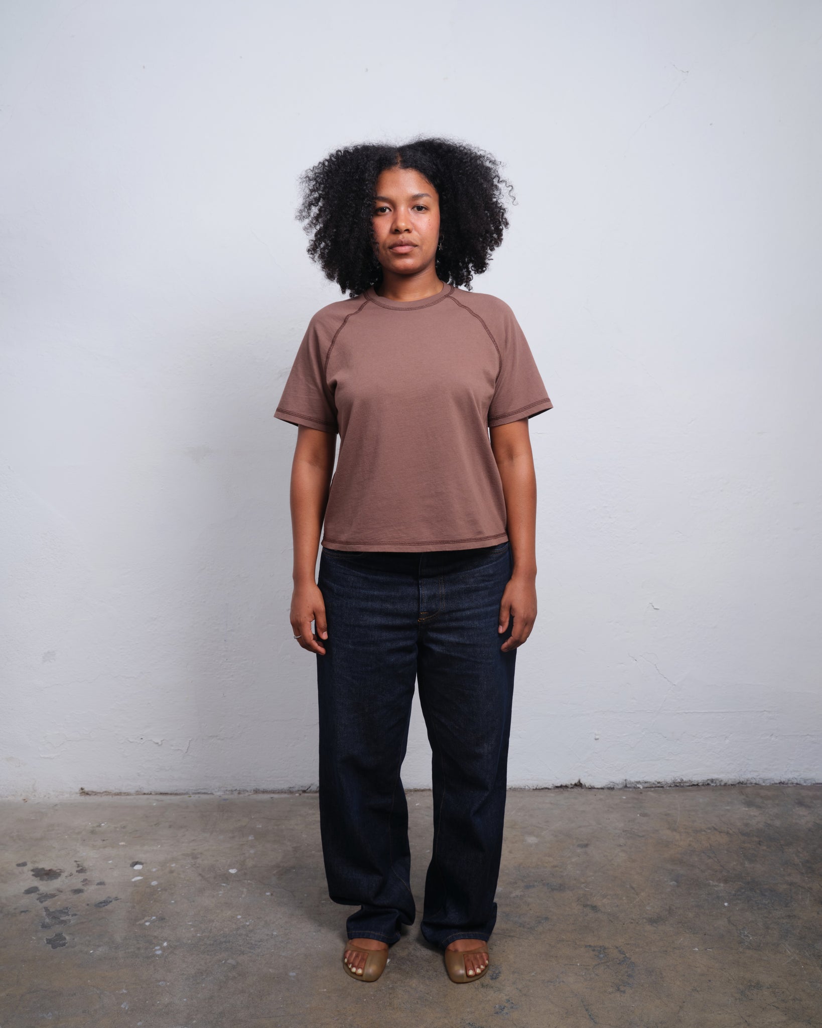 RAGLAN SS - TAUPE / BROWN
