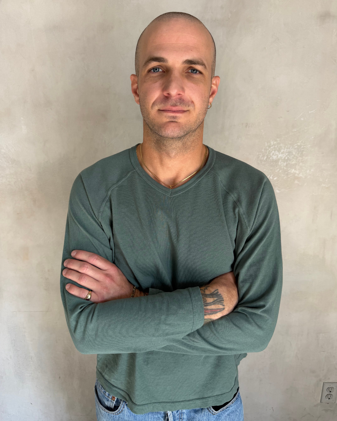 V-NECK RAGLAN LS - CELADON