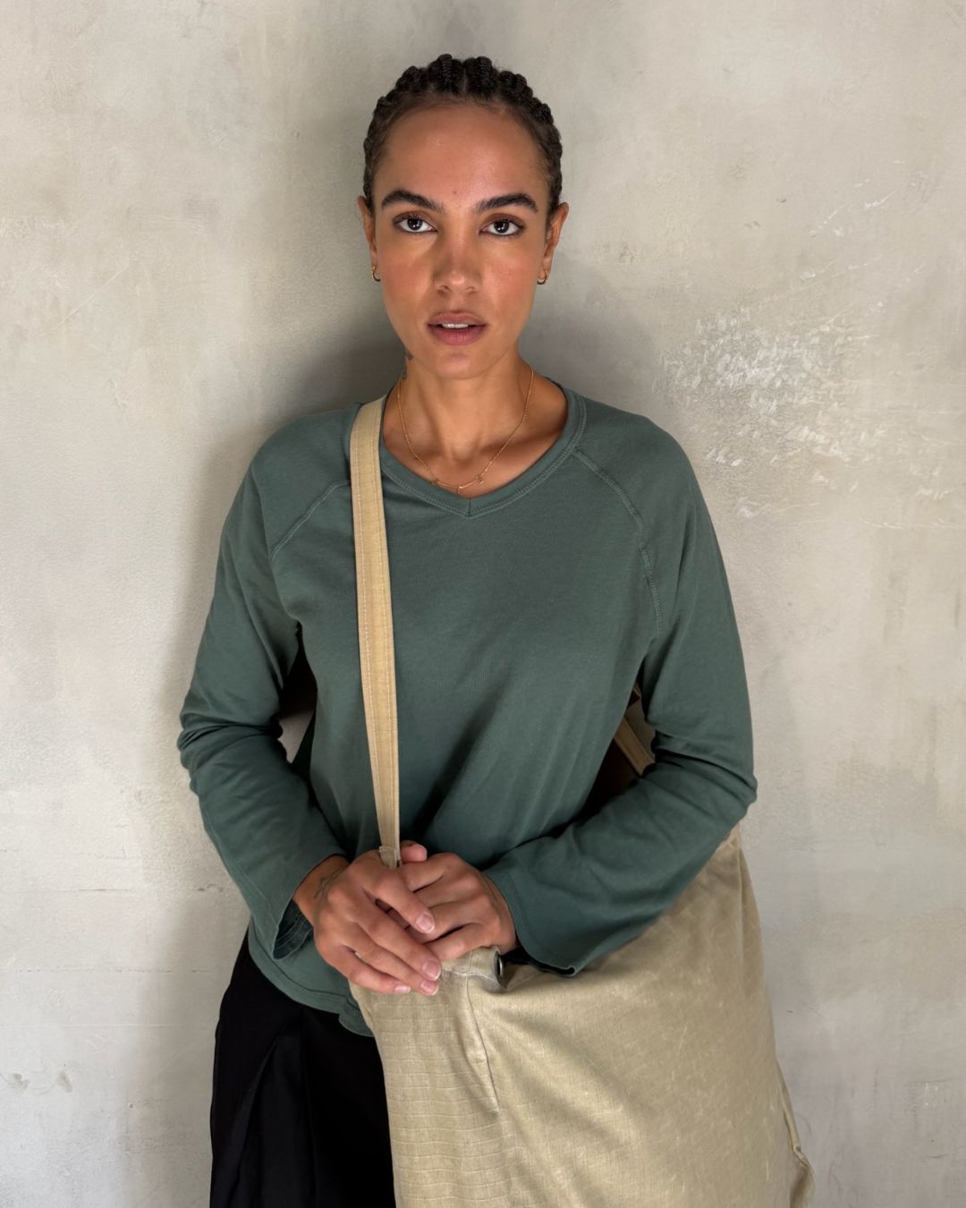 V-NECK RAGLAN LS - CELADON